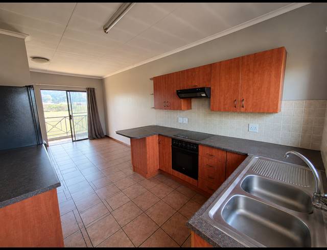 2 BEDROOM TOWNHOUSE FOR SALE IN KOOKRUS